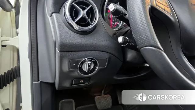 Mercedes-Benz GLA-Class X156 id 3779343 из Кореи 7