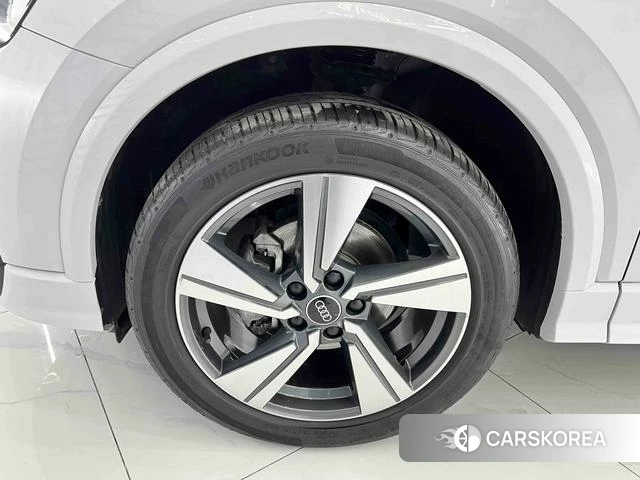 Audi Q2L id 4258626 из Китая 7
