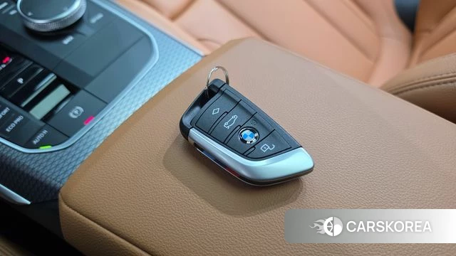 BMW 3 Series (G20) id 4880261 из Кореи 7