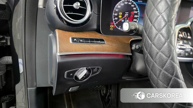 Mercedes-Benz E-Class W213 id 3873438 из Кореи 7