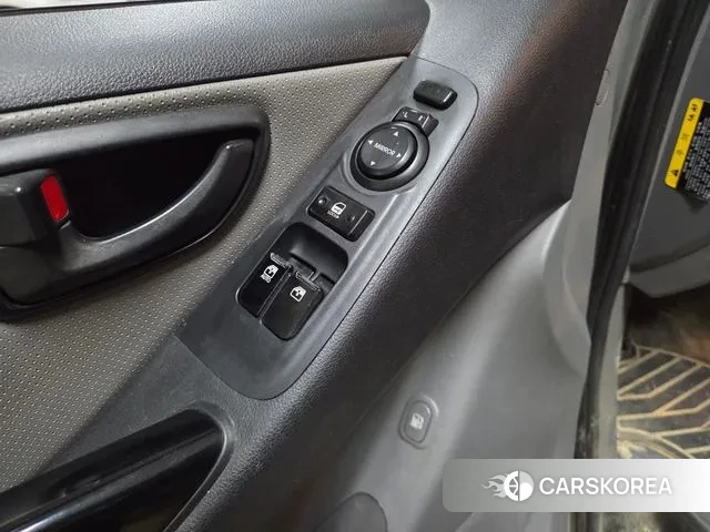 Hyundai The New Grand Starex id 3448876 из Кореи 7