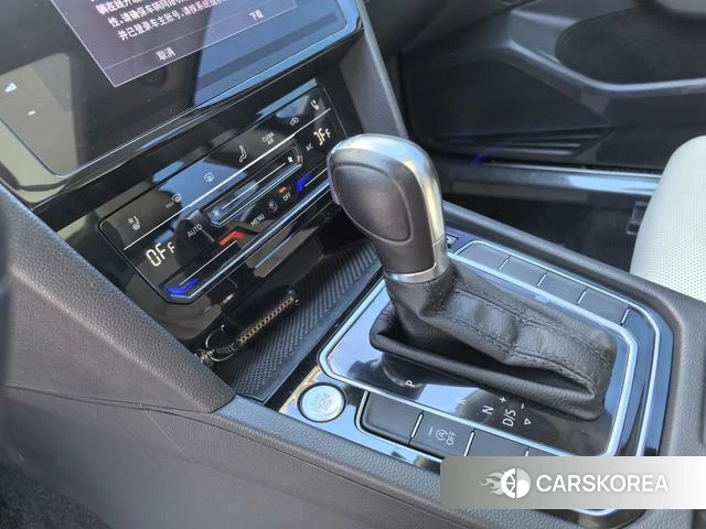 Volkswagen Magotan id 4207982 из Китая 7