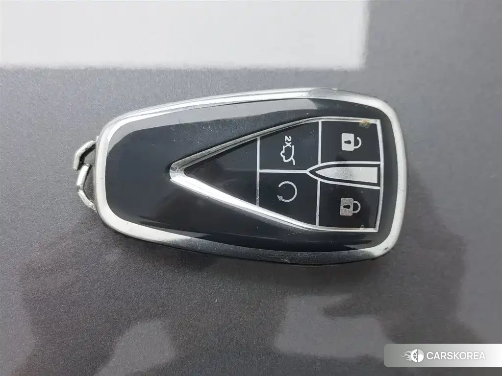 Chang'an Changan UNI-V id 4545736 из Китая 7