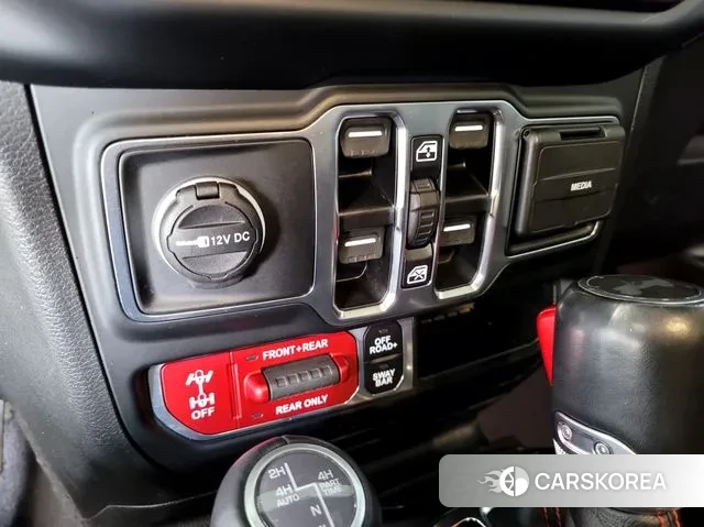 Jeep Wrangler (JL) id 3776430 из Кореи 7