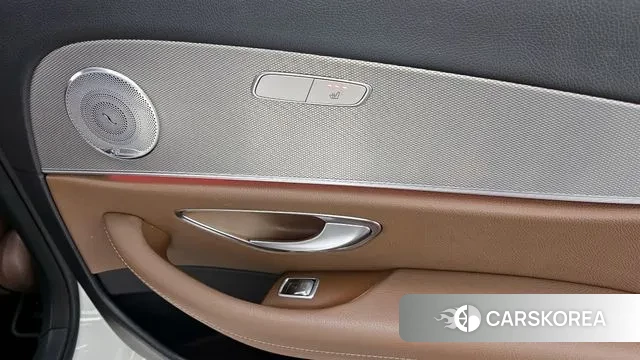 Mercedes-Benz E-Class W213 id 3617179 из Кореи 7