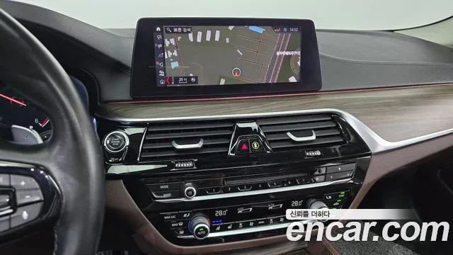 BMW 5 Series (G30) id 2489559 из Кореи 7