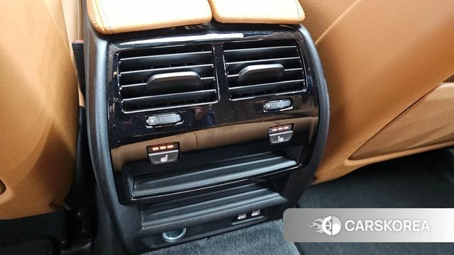 BMW 5 Series (G30) id 3838632 из Кореи 7