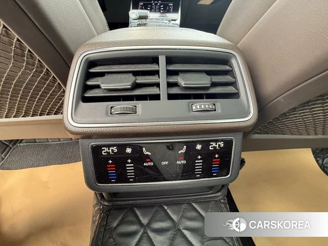 Audi A7L id 4263496 из Китая 7