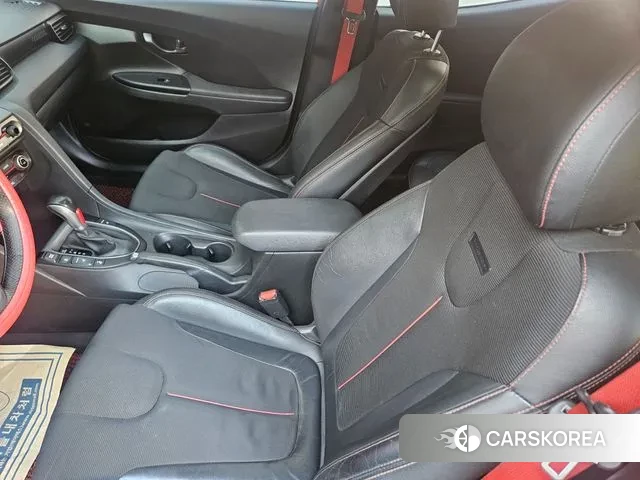 Hyundai Veloster (JS) id 3602139 из Кореи 7