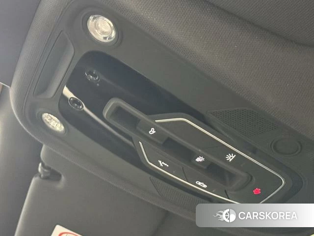 Audi A6L id 4275828 из Китая 7