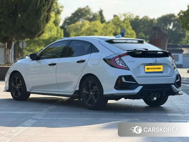 Honda Civic id 4297503 из Китая 7