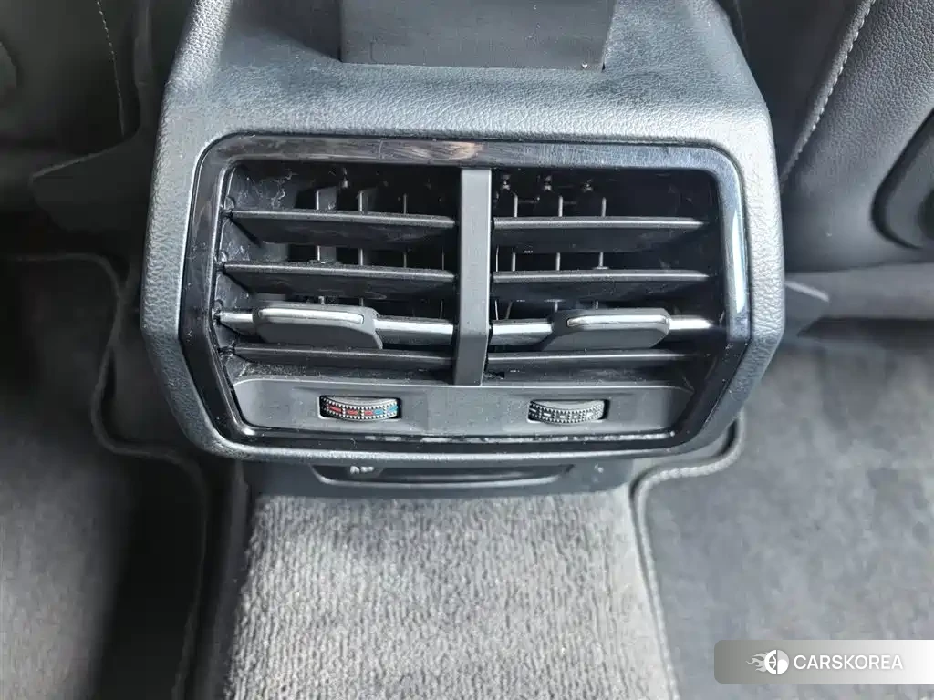 Audi Q3 id 4559858 из Китая 7