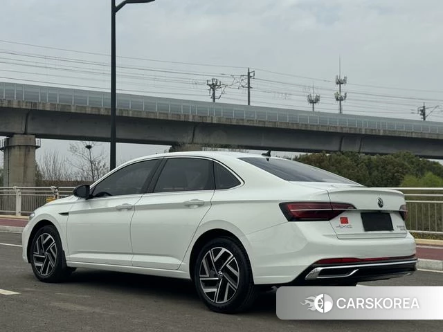 Volkswagen Sagitar id 3908008 из Китая 7