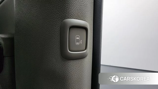Kia The New Carnival id 4448036 из Кореи 7