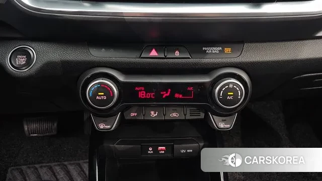 Kia Stonic id 3509192 из Кореи 7