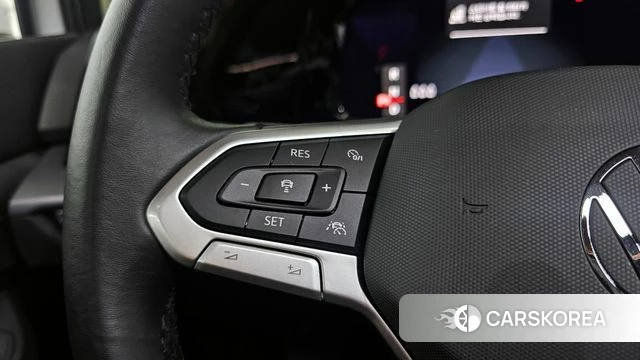 Volkswagen Golf 8th Generation id 3934201 из Кореи 7