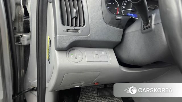 Hyundai The New Grand Starex id 4568642 из Кореи 7