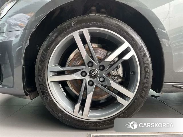 Audi A4L id 4333558 из Китая 7