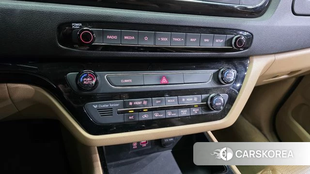 Kia The New Carnival id 4482687 из Кореи 7