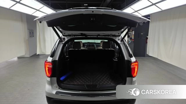Ford Explorer id 4849847 из Кореи 7