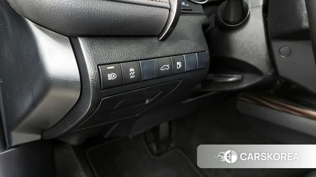 Toyota Camry (XV70) id 4295067 из Кореи 7
