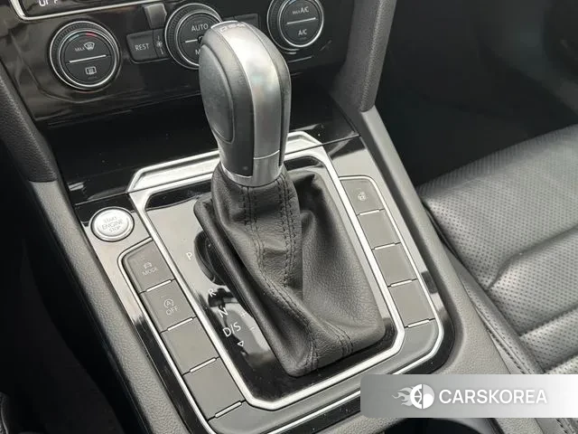 Volkswagen Passat GT (B8) id 3391693 из Кореи 7