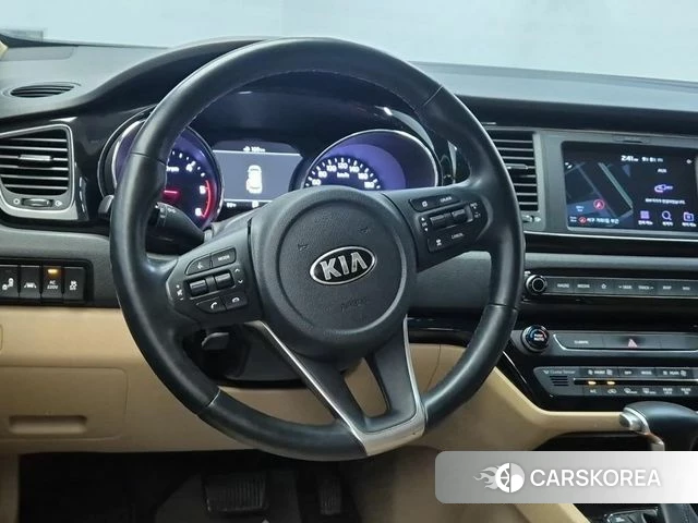 Kia The New Carnival id 4780900 из Кореи 7