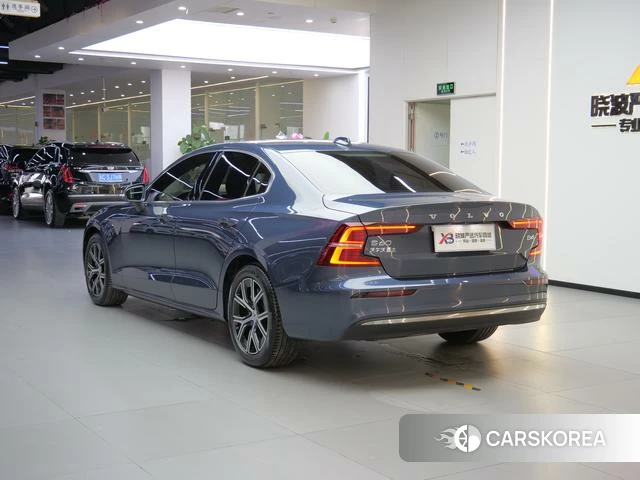 Volvo S60 id 4214058 из Китая 7