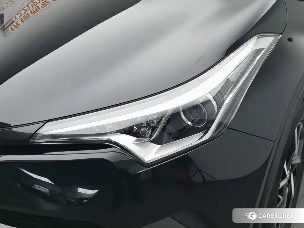 Toyota C-HR id 4659925 из Китая 7