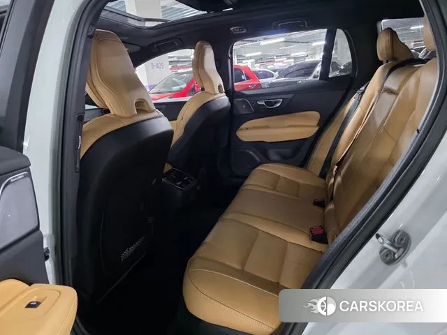 Volvo V60 Cross-Country 2nd Generation id 3451452 из Кореи 7