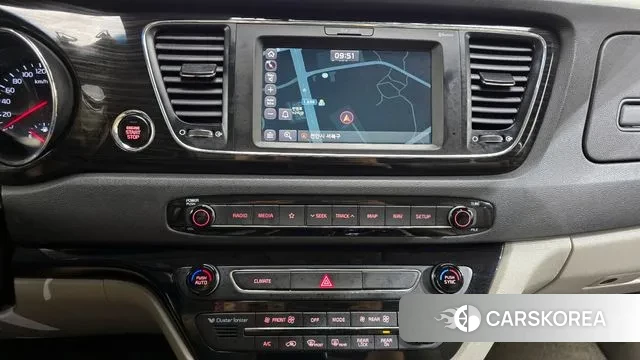 Kia The New Carnival id 2932246 из Кореи 7