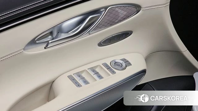 Genesis GV70 id 4186890 из Кореи 7