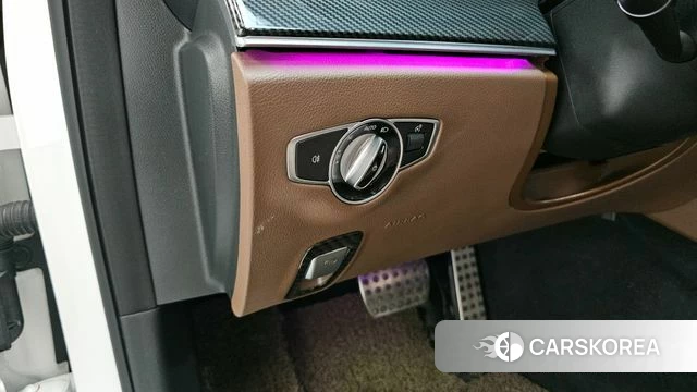 Mercedes-Benz E-Class W213 id 4020614 из Кореи 7