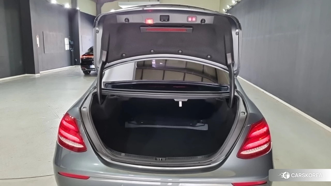 Mercedes-Benz E-Class W213 id 4890421 из Кореи 7