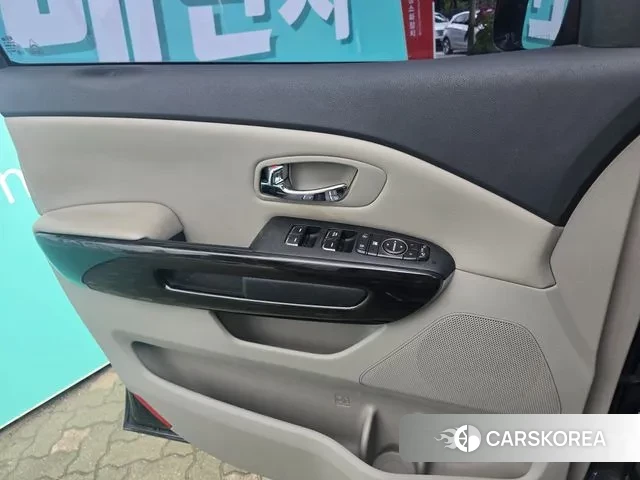 Kia The New Carnival id 3055625 из Кореи 7