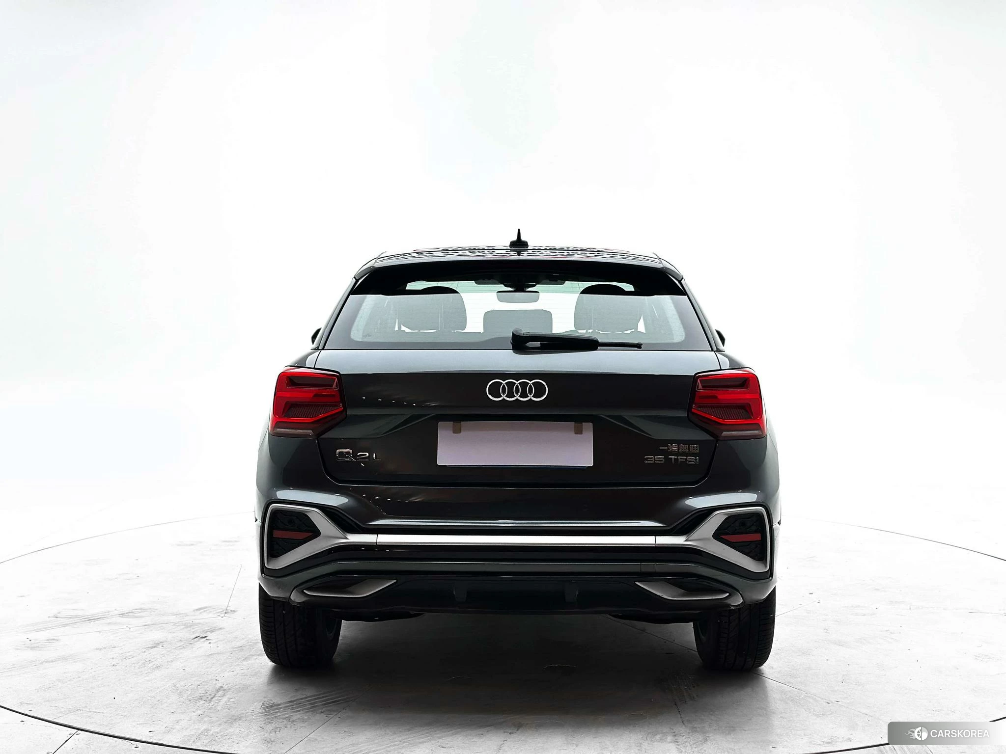 Audi Q2L id 4485323 из Китая 7