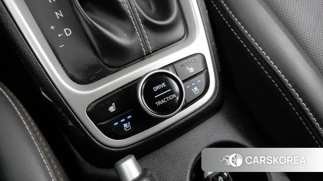 Hyundai Venue id 4898682 из Кореи 7