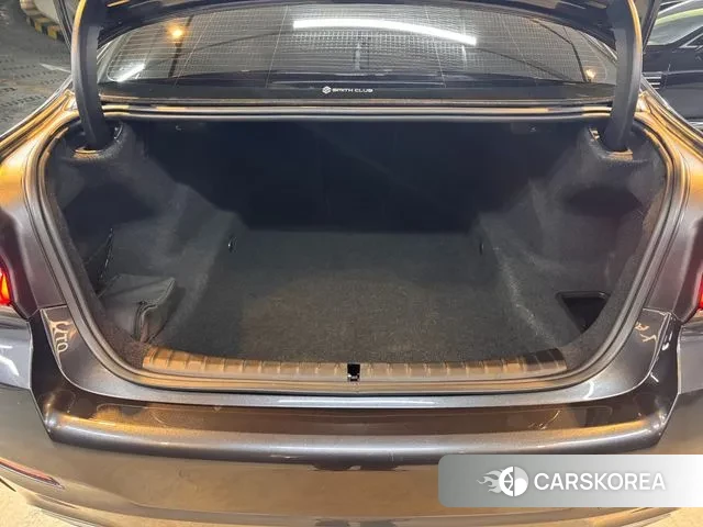 BMW 5 Series (G30) id 3570626 из Кореи 7