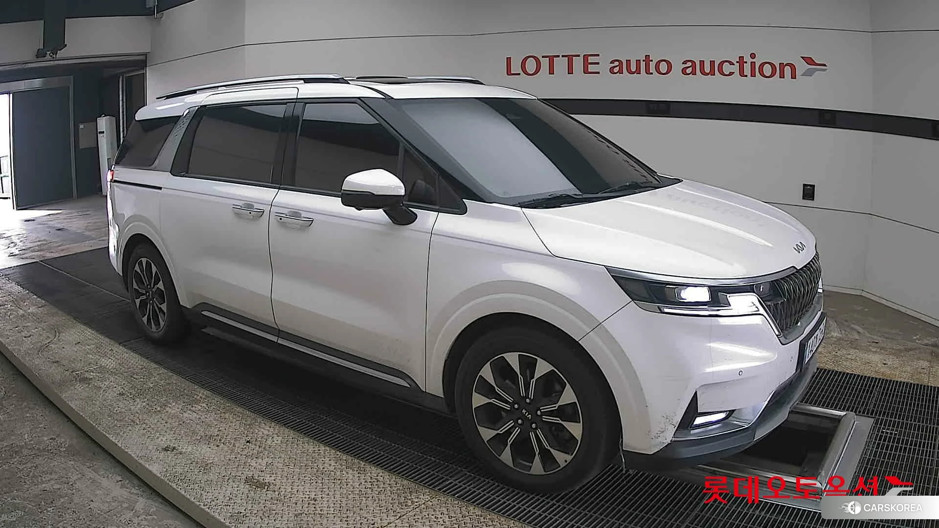 Kia Carnival id 3888395 из Кореи 7