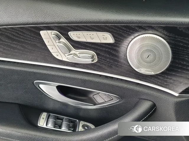 Mercedes-Benz E-Class W213 id 3661533 из Кореи 7