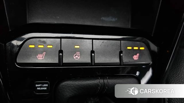 Kia Stonic id 4605359 из Кореи 7