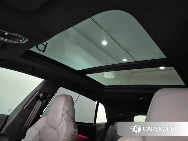 Audi Q8 (4M) id 4634893 из Кореи 7