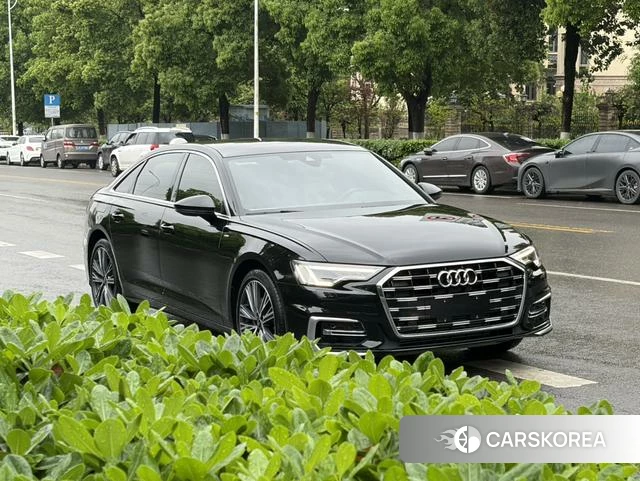 Audi A6L id 4260611 из Китая 7