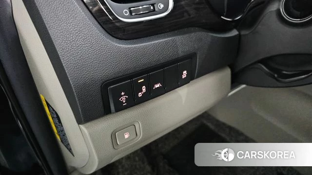 Kia The New Carnival id 4188209 из Кореи 7