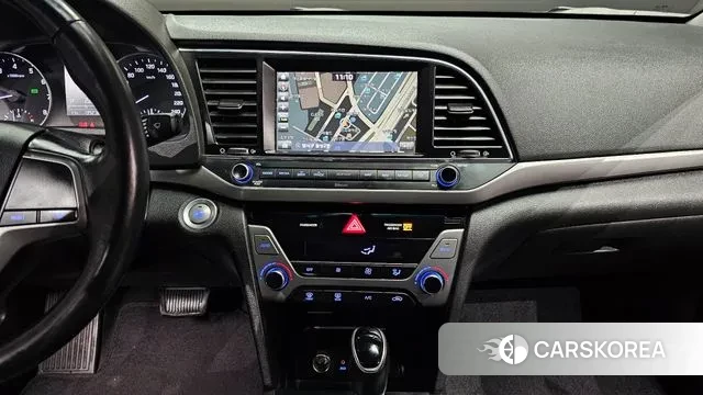 Hyundai Avante AD id 3397098 из Кореи 7