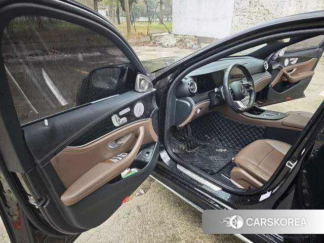Mercedes-Benz E-class id 4255929 из Китая 7