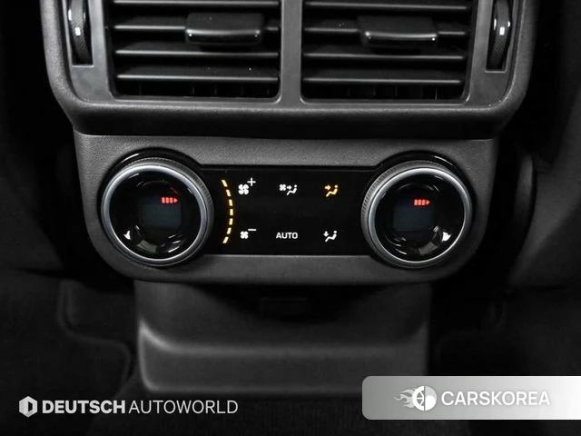 Land Rover Range Rover Velar id 4511152 из Кореи 7