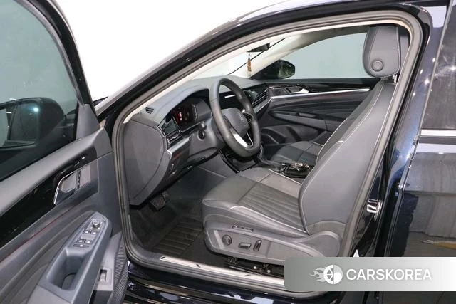 Volkswagen Passat id 4258631 из Китая 7