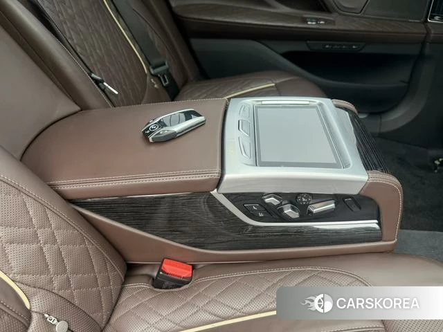 BMW 7 series id 4209342 из Китая 7