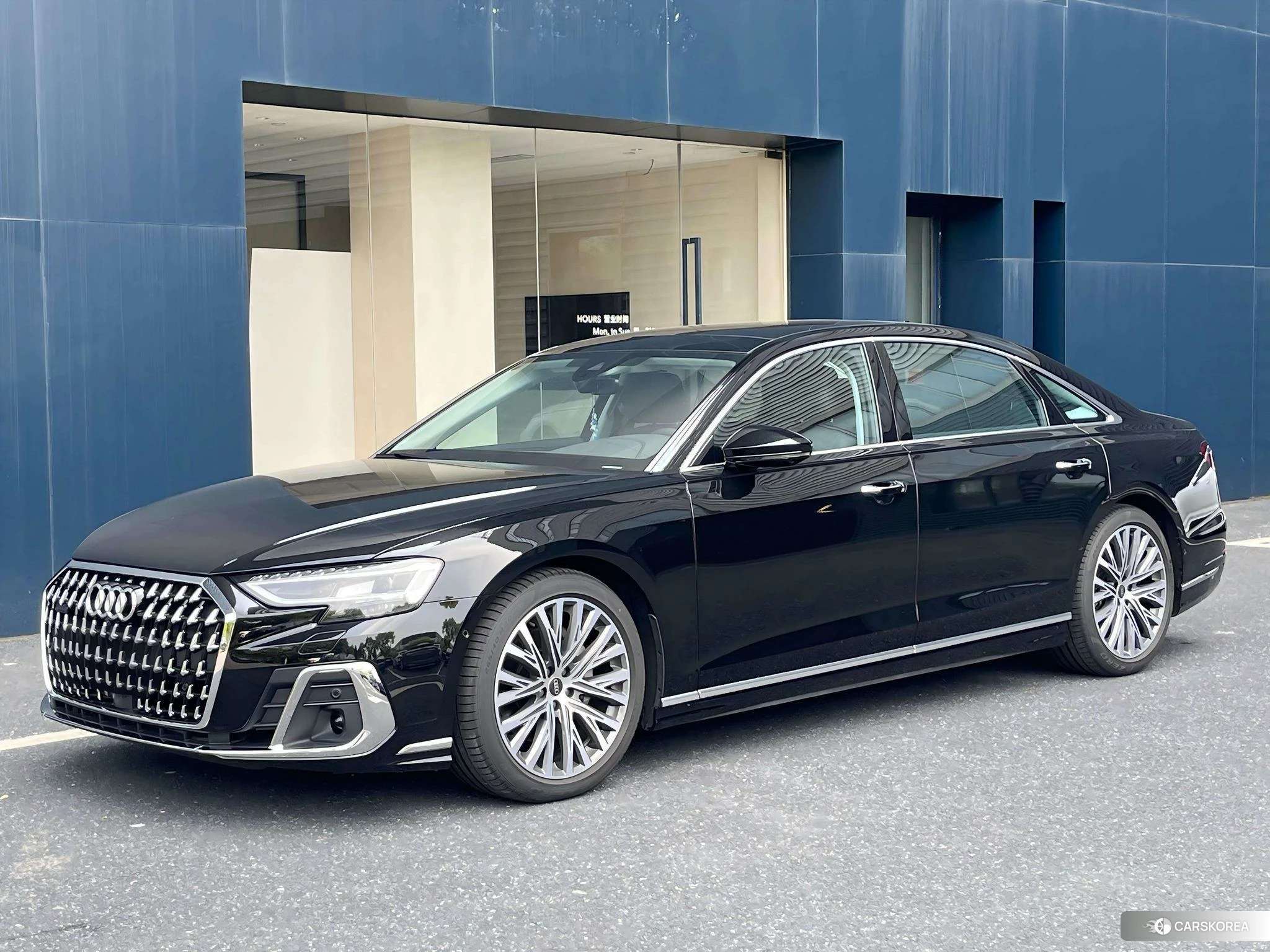 Audi A8 id 4511025 из Китая 7